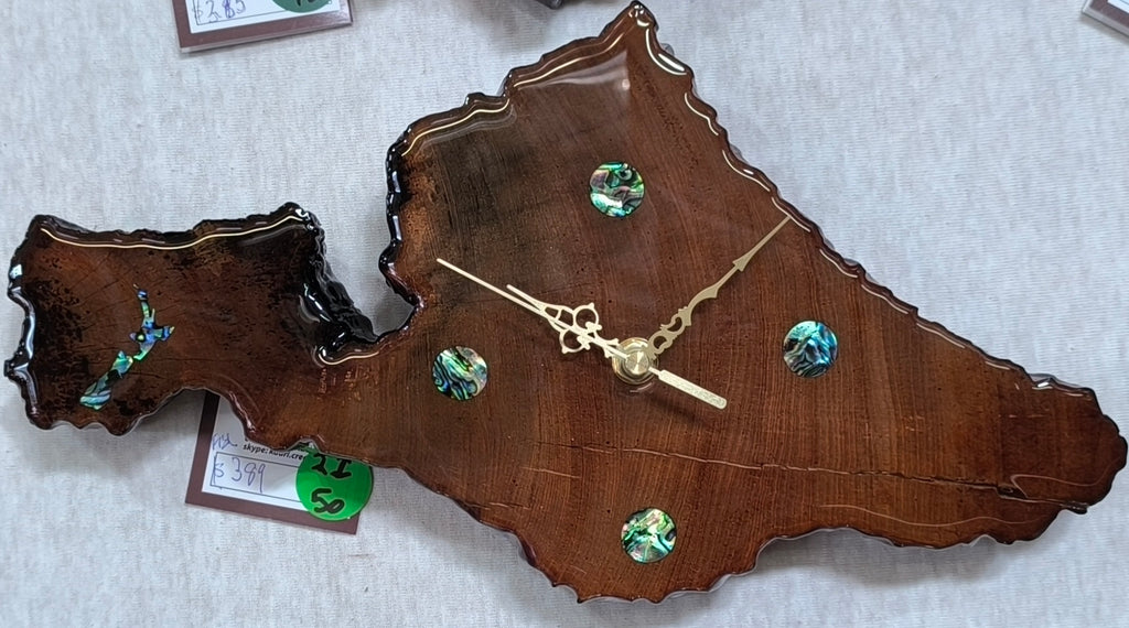 Swamp Kauri Wall Clock II50