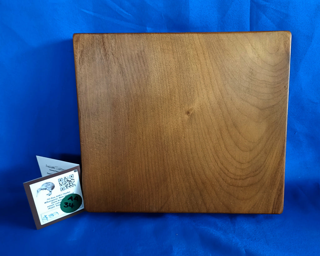 NZ Swamp Kauri Chees & Cracker Boards AA34