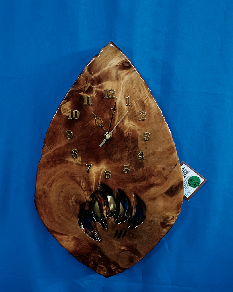 NZ Swamp Kauri Pendulum Wall Clock BB89