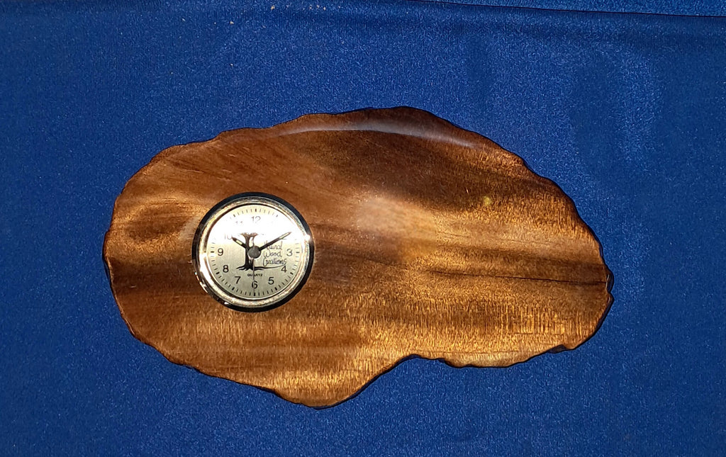 NZ Swamp Kauri Desk Clock DD12