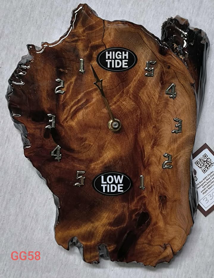 NZ Swamp Kauri Tide Clock GG58