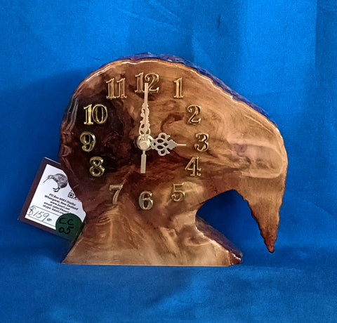 NZ Swamp Kauri Kiwi Mantle Clock CC05