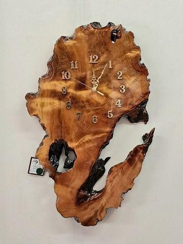 NZ Swamp Kauri Pendulum Wall Clock DD98