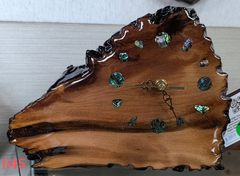 Swamp Kauri Mantle Clock II45
