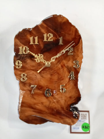 Wall clock in beautiful Ancient Swamp kauri KB67