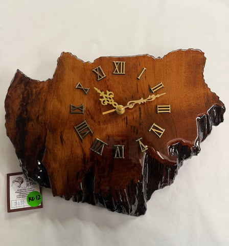 Wall clock in ancient swamp kauri Kc12